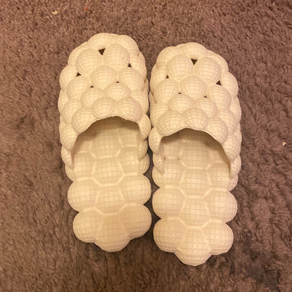 Cream golf slides(brand new never worn)